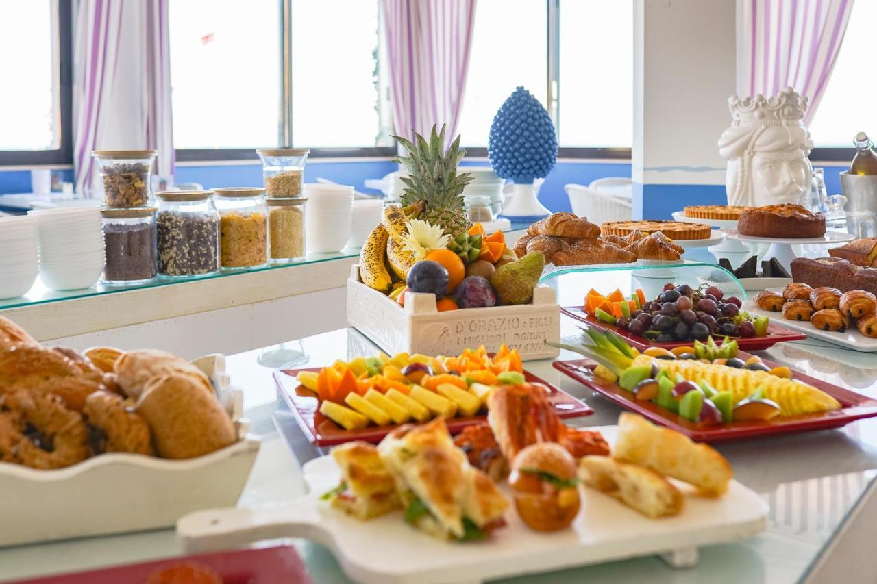 Unahotels Imperial Sport Hotel Pesaro Dış mekan fotoğraf