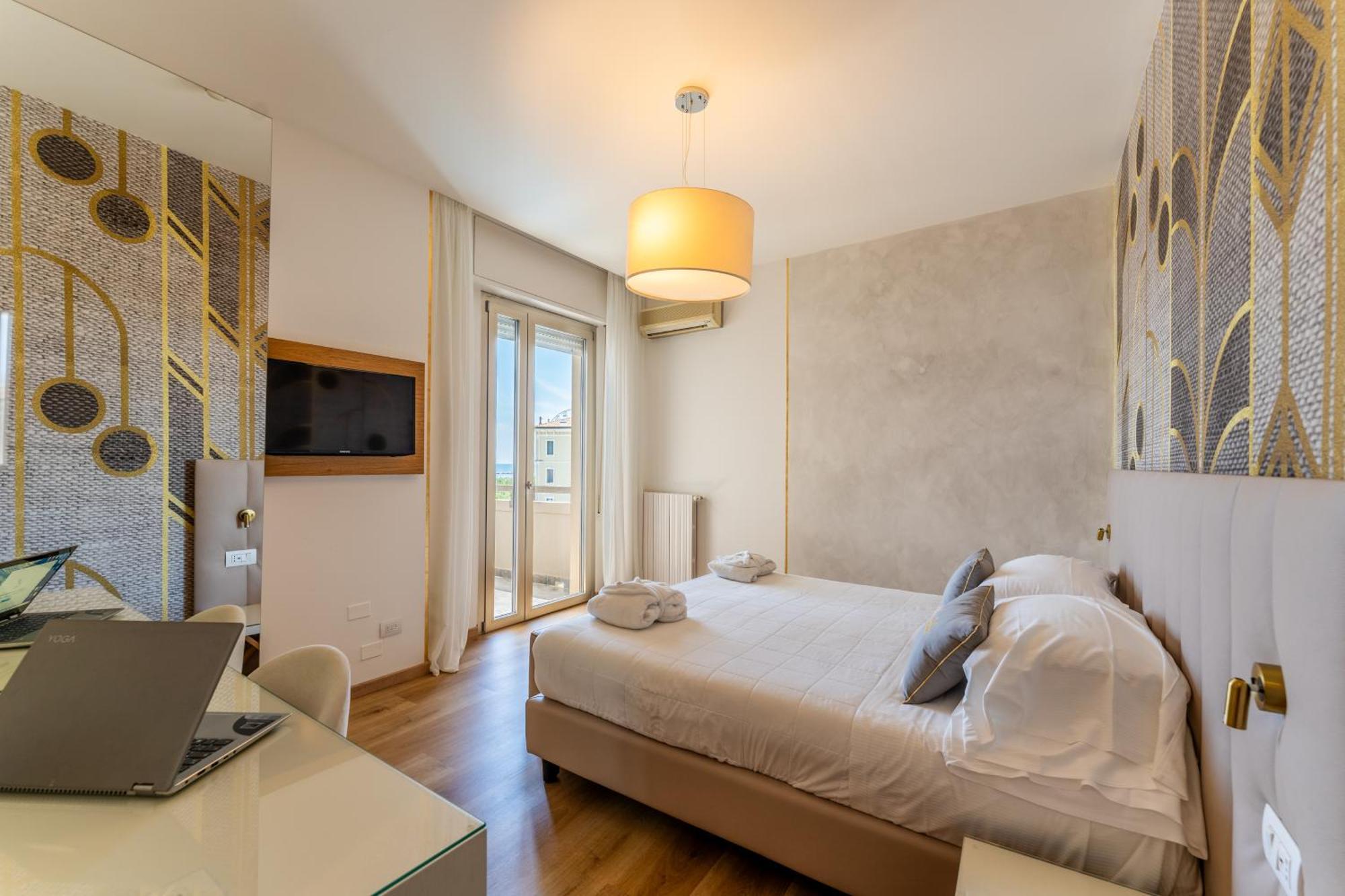 Unahotels Imperial Sport Hotel Pesaro Dış mekan fotoğraf